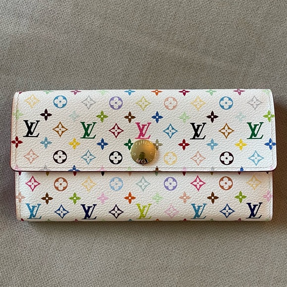 Louis Vuitton Handbags - RARE🌸Louis Vuitton🌸Sarah Rainbow Monogram Wallet (Pink Inside)